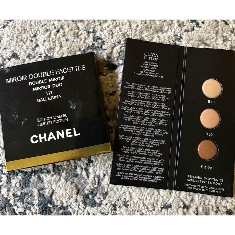Chanel Double Mirror Pink With Velvet Pouch 111 Ballerina With Foundation Sample